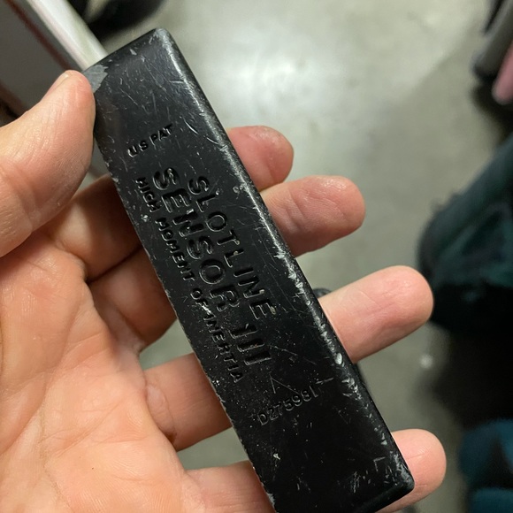 Slotline Sensor III Putter Blade in Right Hand - Picture 4 of 7